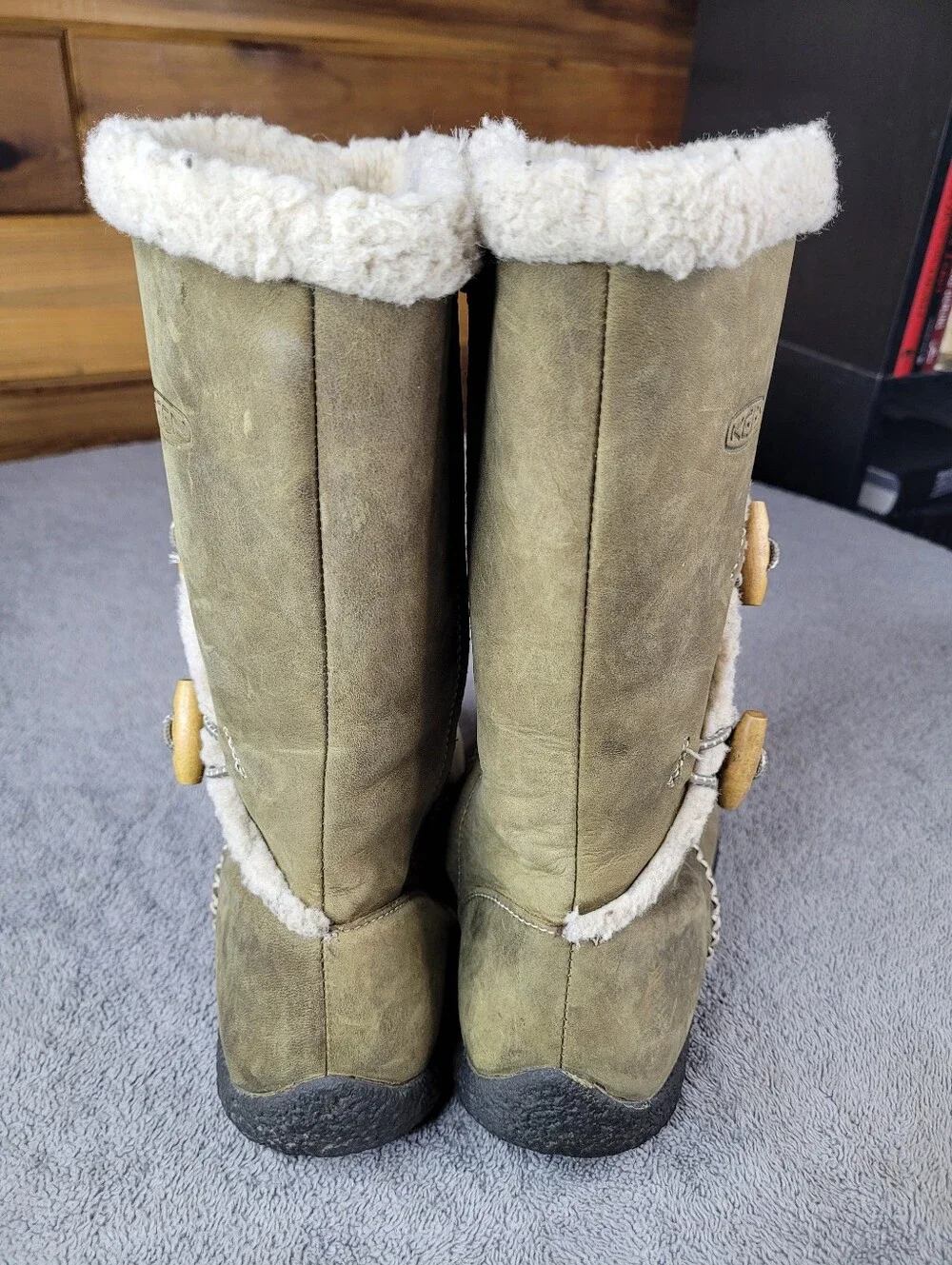 KEEN Women's Olive Sherpa-Lined Winter Boots